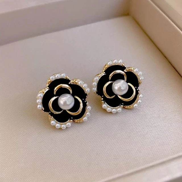 Black Rose Rhinestone Earrings - Image 4