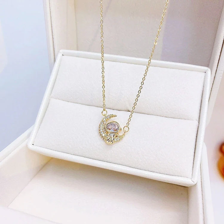 Astronaut Moon Necklace - Image 5