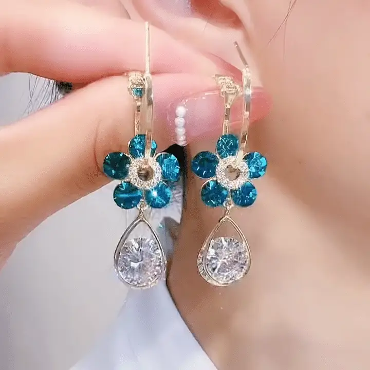 Sapphire Flower Earrings - Image 4